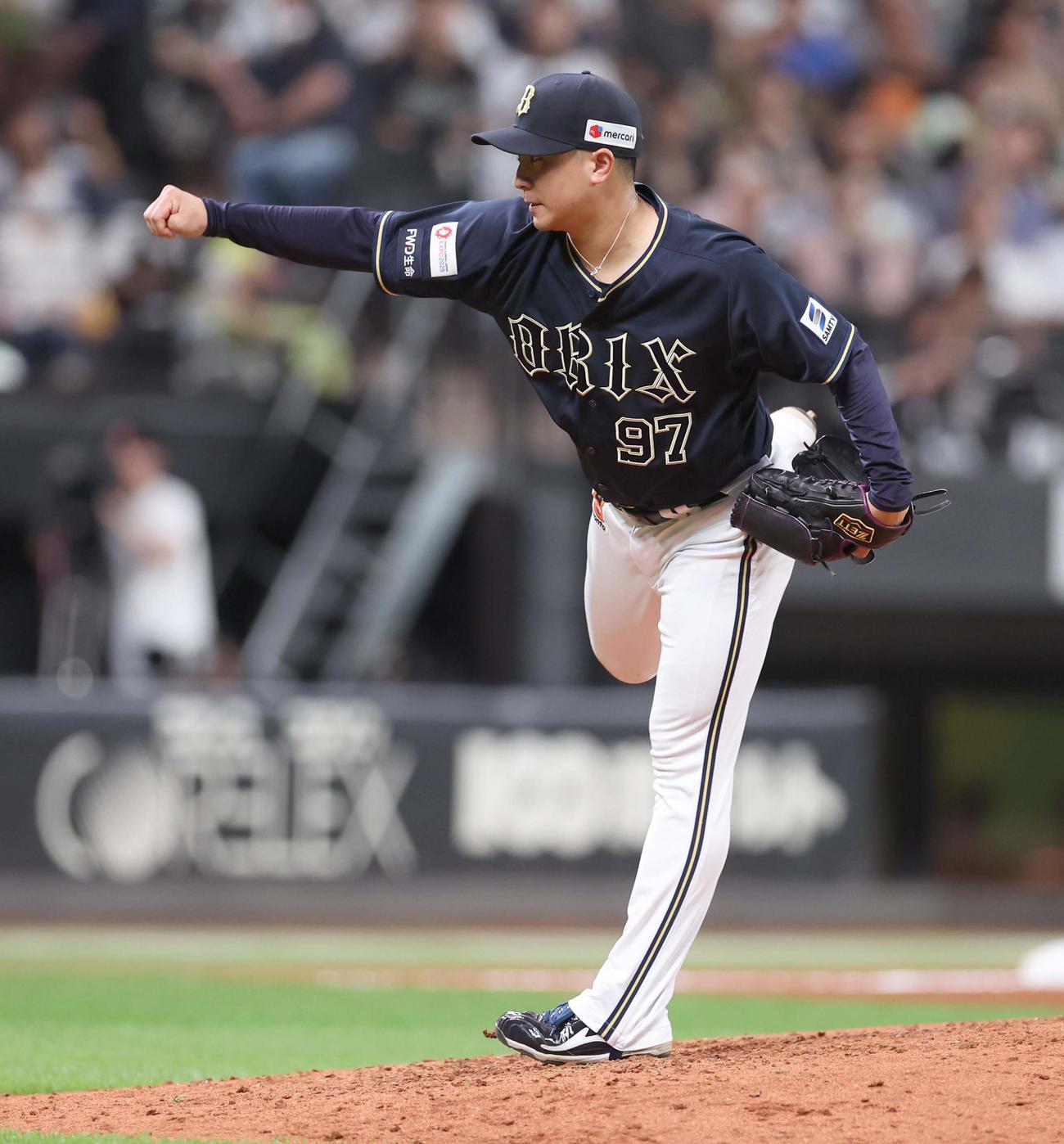 日本ハム対オリックス　7回途中登板の古田島（撮影・黒川智章）