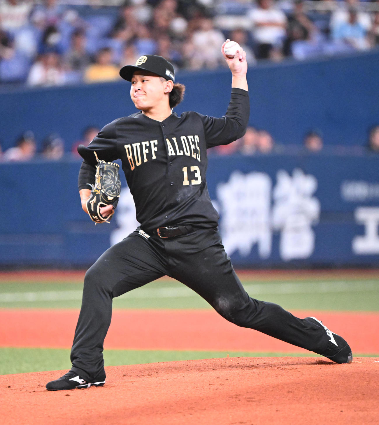 オリックス対ロッテ　力投するオリックス先発の宮城（撮影・和賀正仁）