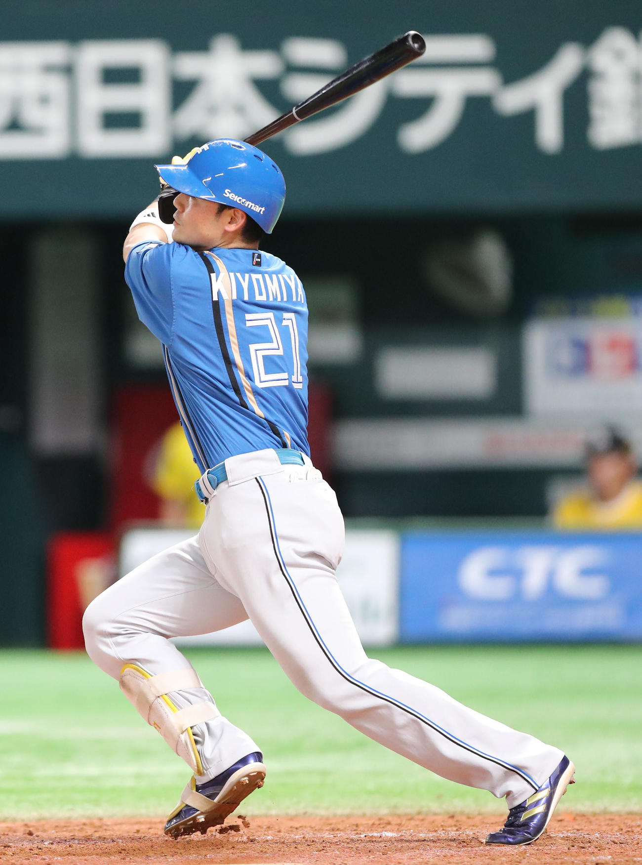 ソフトバンク対日本ハム　5回表日本ハム無死一、二塁、清宮は同点の右越え3点本塁打を放つ（撮影・鬼束羽瑠菜）