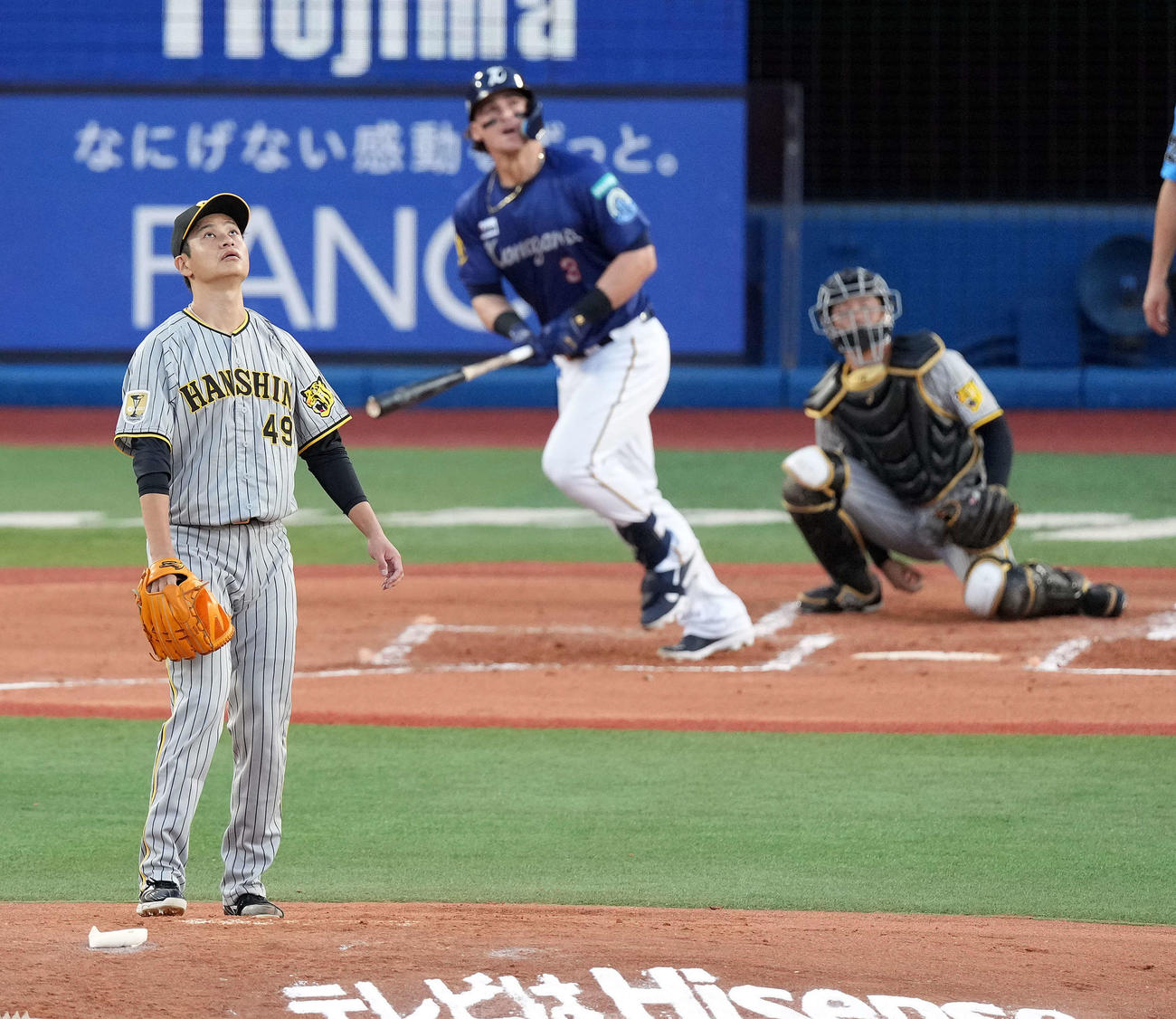 DeNA対阪神　1回裏DeNA1死一、二塁、オースティンに同点の3点本塁打浴びる大竹（撮影・たえ見朱実）