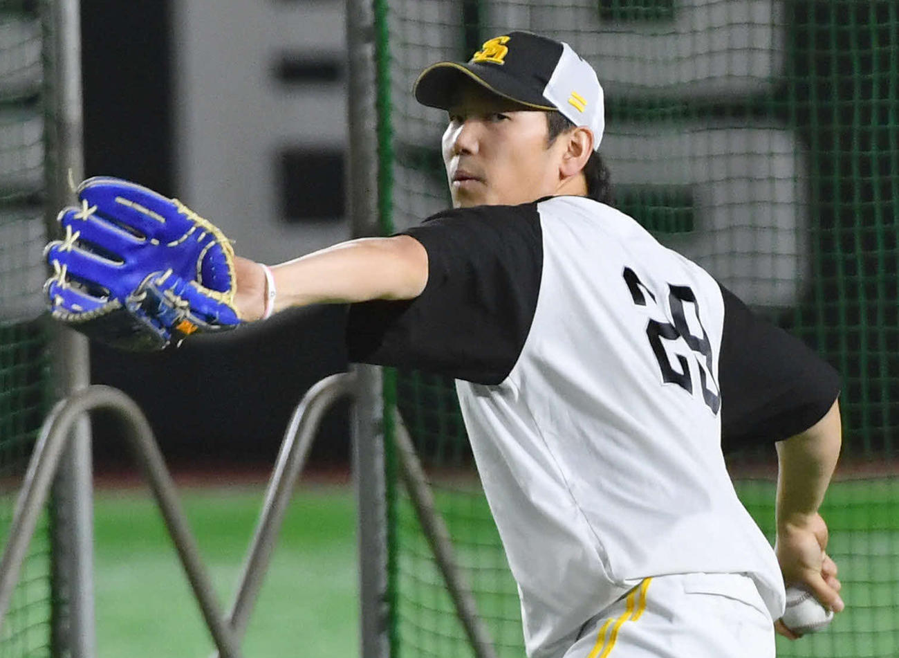 ソフトバンク石川柊太（2024年5月16日撮影）