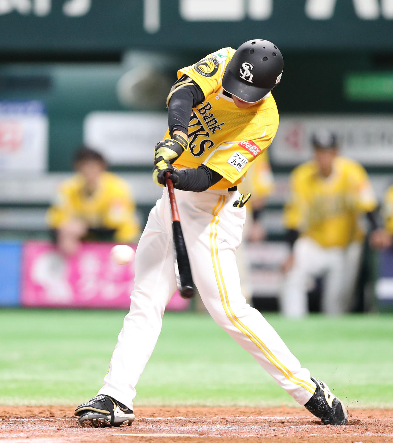 ソフトバンク対日本ハム　9回裏ソフトバンク1死二、三塁、柳町はサヨナラの中前適時打を放つ（撮影・鬼束羽瑠菜）