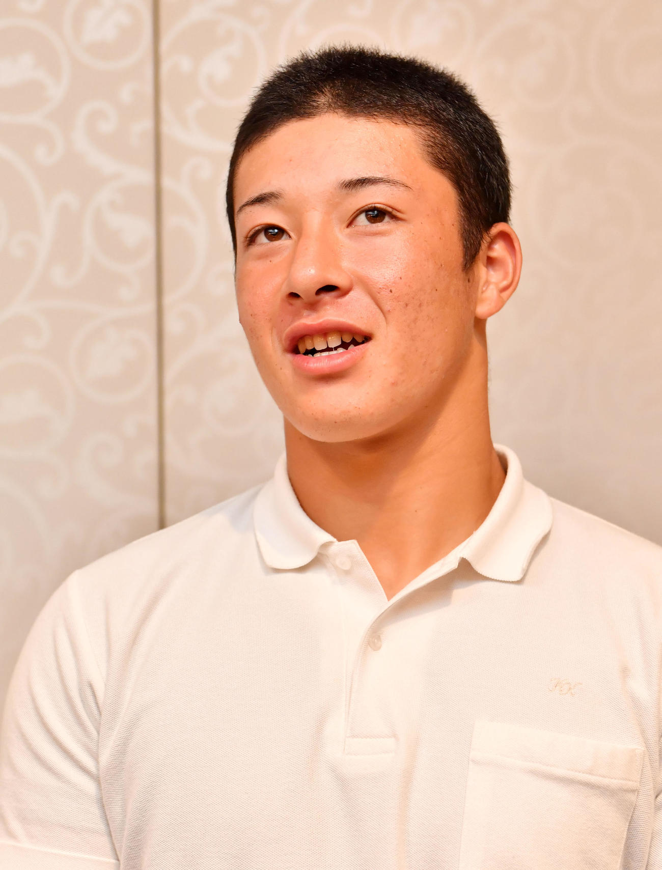 金足農準優勝一夜明け　第100回全国高校野球選手権大会関連　笑顔で大会を振り返る金足農・吉田輝星（2018年8月22日撮影）