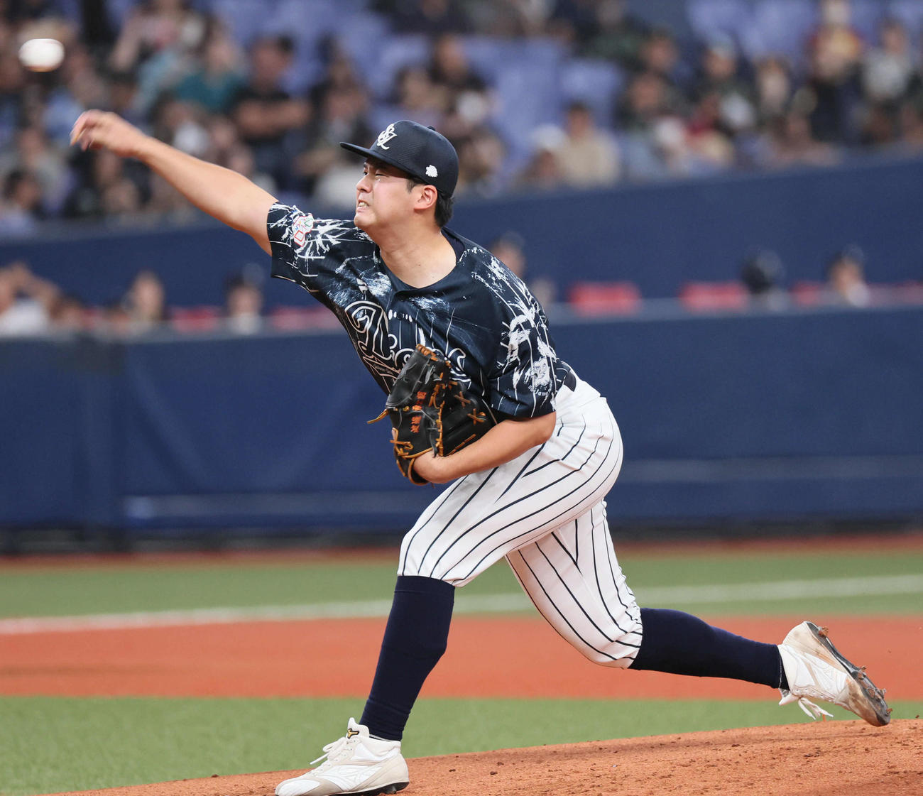 オリックス対西武　西武先発の渡辺（撮影・宮崎幸一）