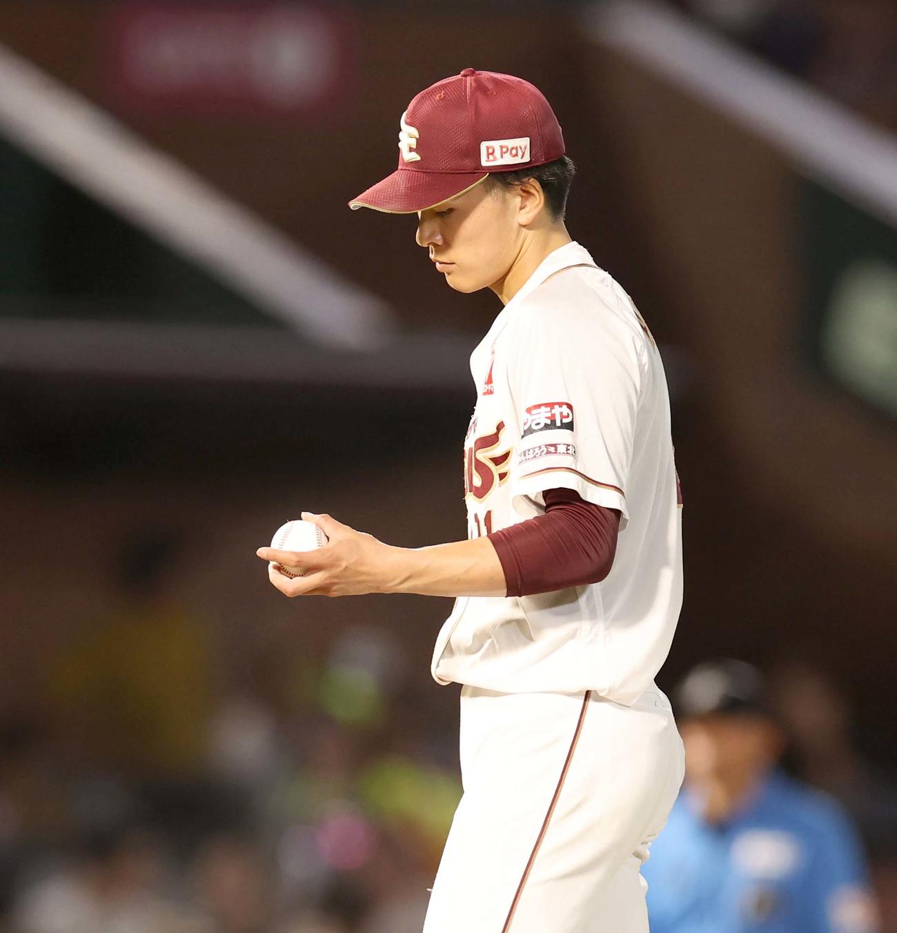 楽天対日本ハム　5回に1失点し渋い表情の早川（撮影・黒川智章）