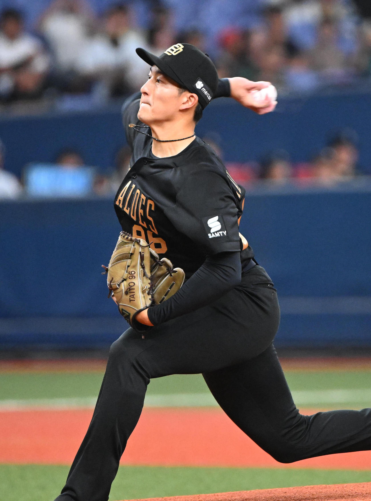 オリックス対西武　先発するオリックス高島（撮影・和賀正仁）