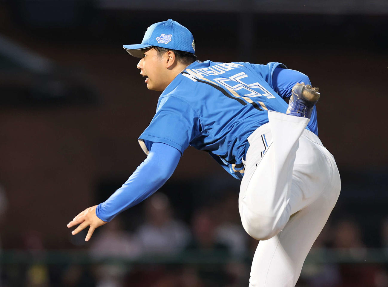楽天対日本ハム　6回に登板の松浦（撮影・黒川智章）
