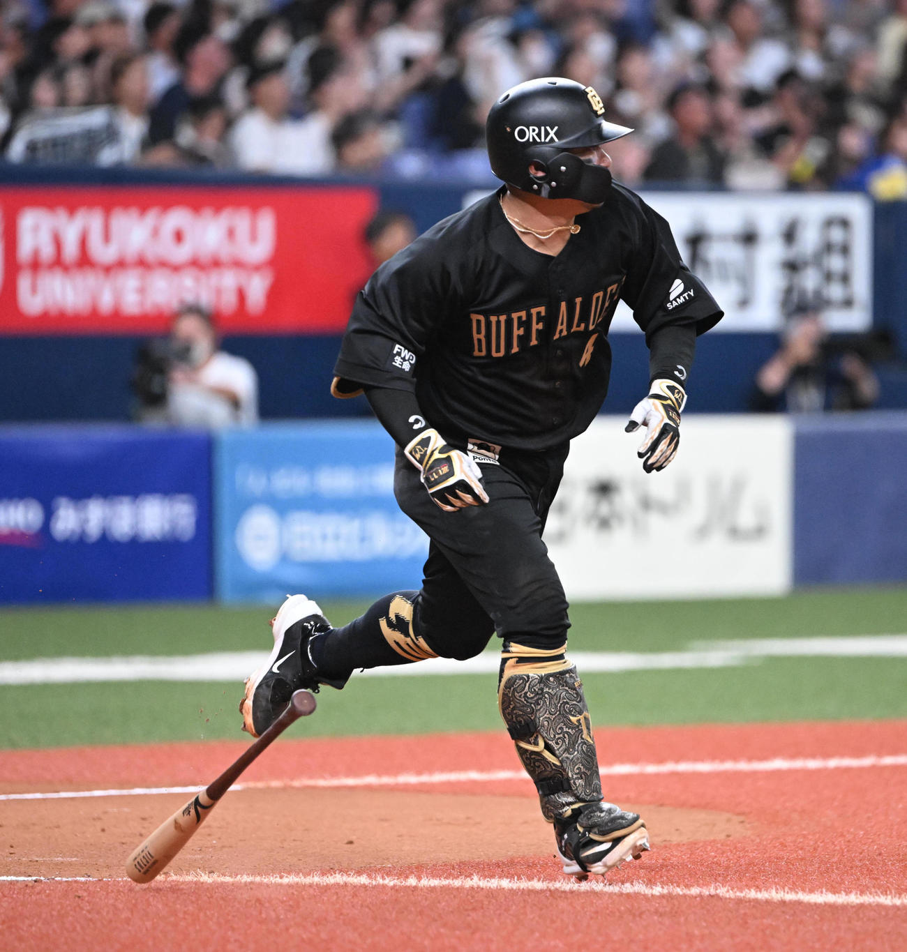 オリックス対西武　7回裏オリックス1死二塁、中越え2点本塁打を放つ森（撮影・和賀正仁）