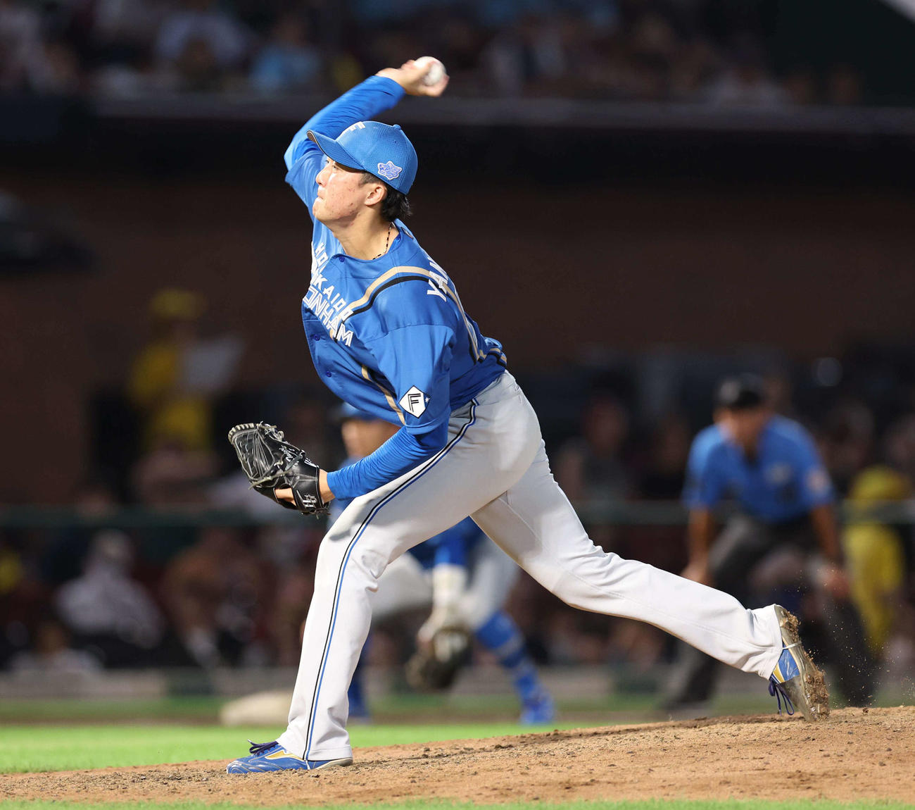 楽天対日本ハム　9回に登板の柳川（撮影・黒川智章）