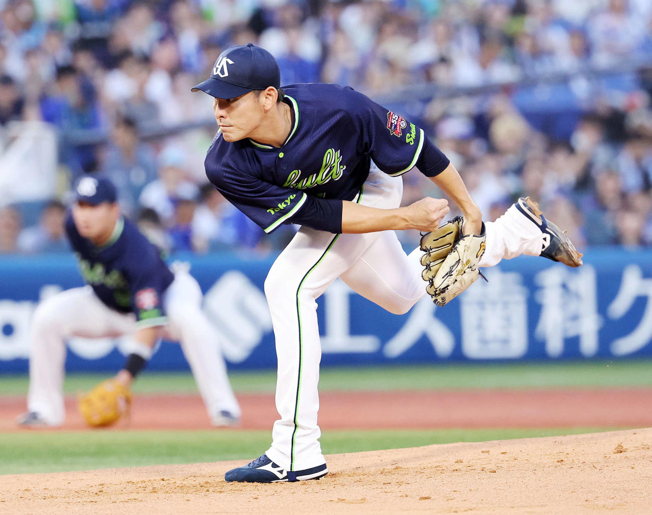 DeNA対ヤクルト　力投するヤクルト先発の高梨（撮影・鈴木正人）