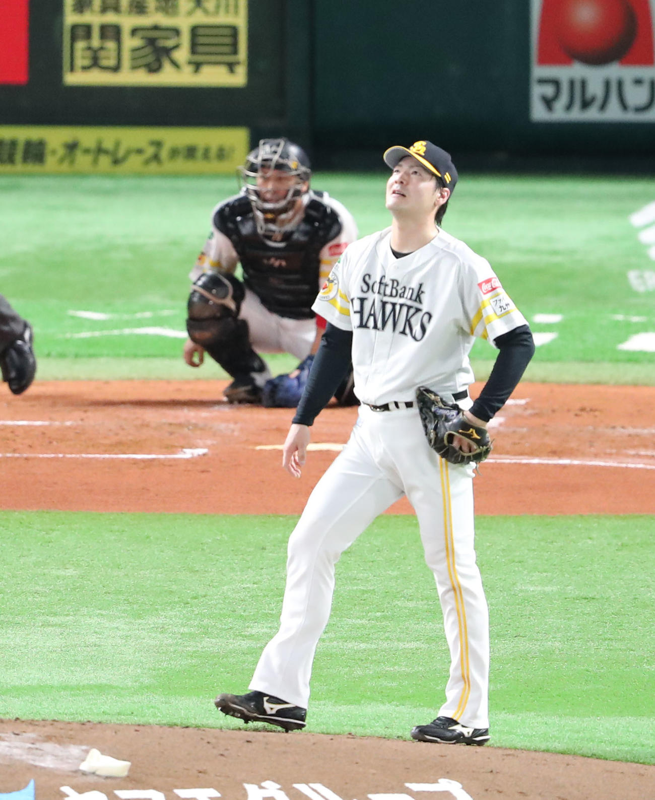 ソフトバンク対楽天　2回表楽天2死二塁、小深田に右越え2点本塁打を浴びた有原（撮影・鬼束羽瑠菜）