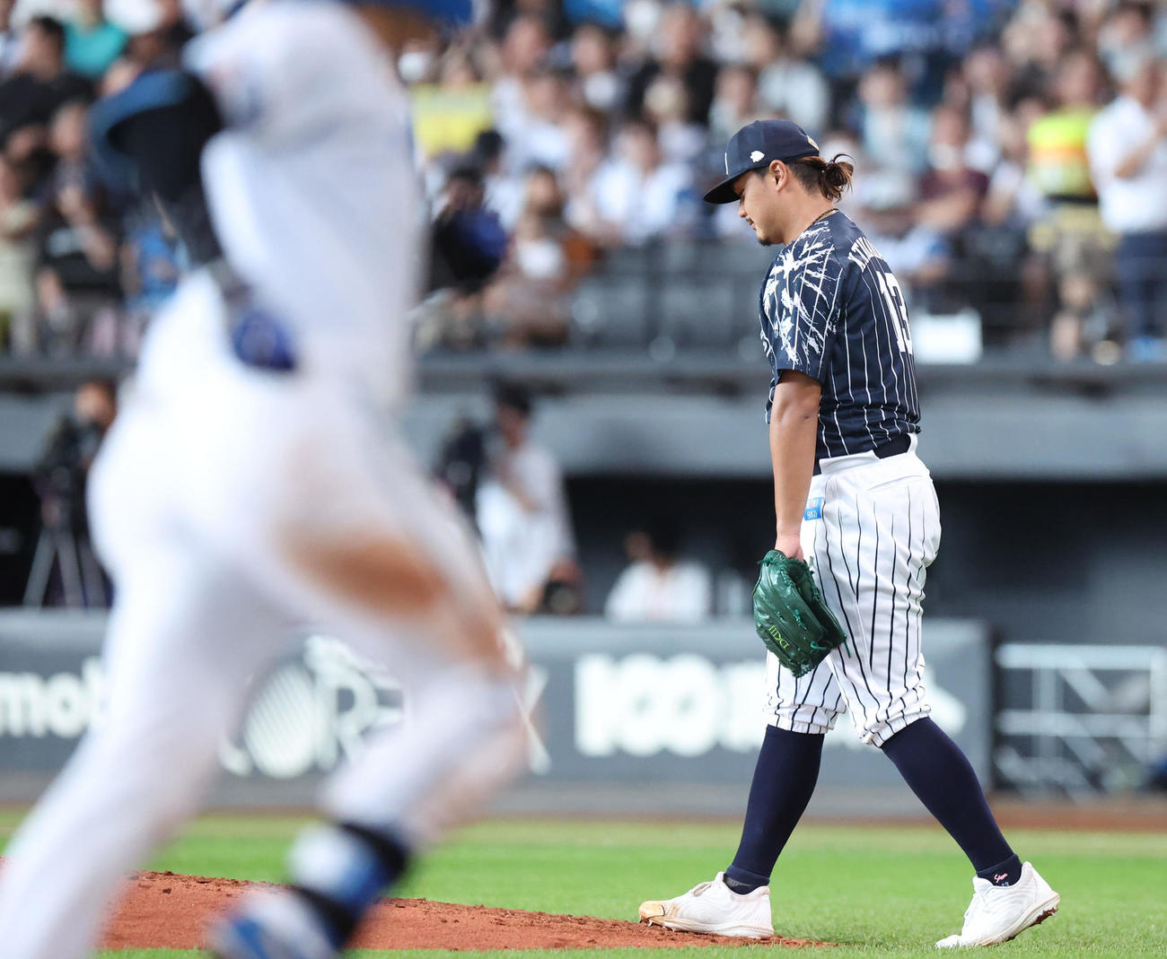 日本ハム対西武　6回裏日本ハム無死、田宮に右越え本塁打を浴びる高橋（撮影・佐藤翔太）