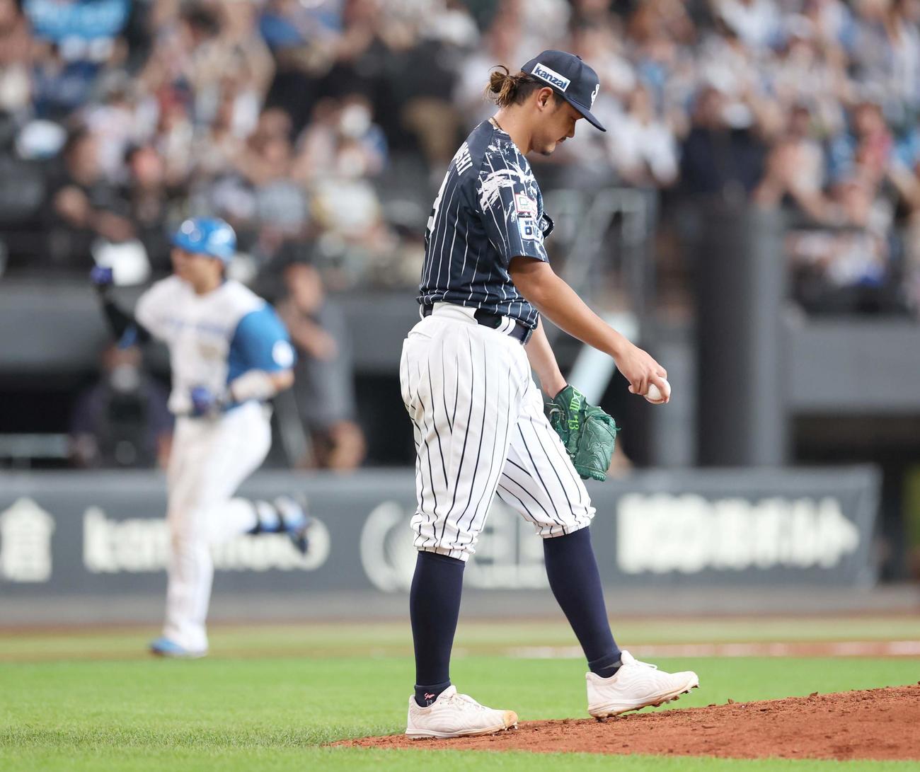 日本ハム対西武　6回裏日本ハム無死、田宮に右越え本塁打を浴びる高橋（撮影・黒川智章）