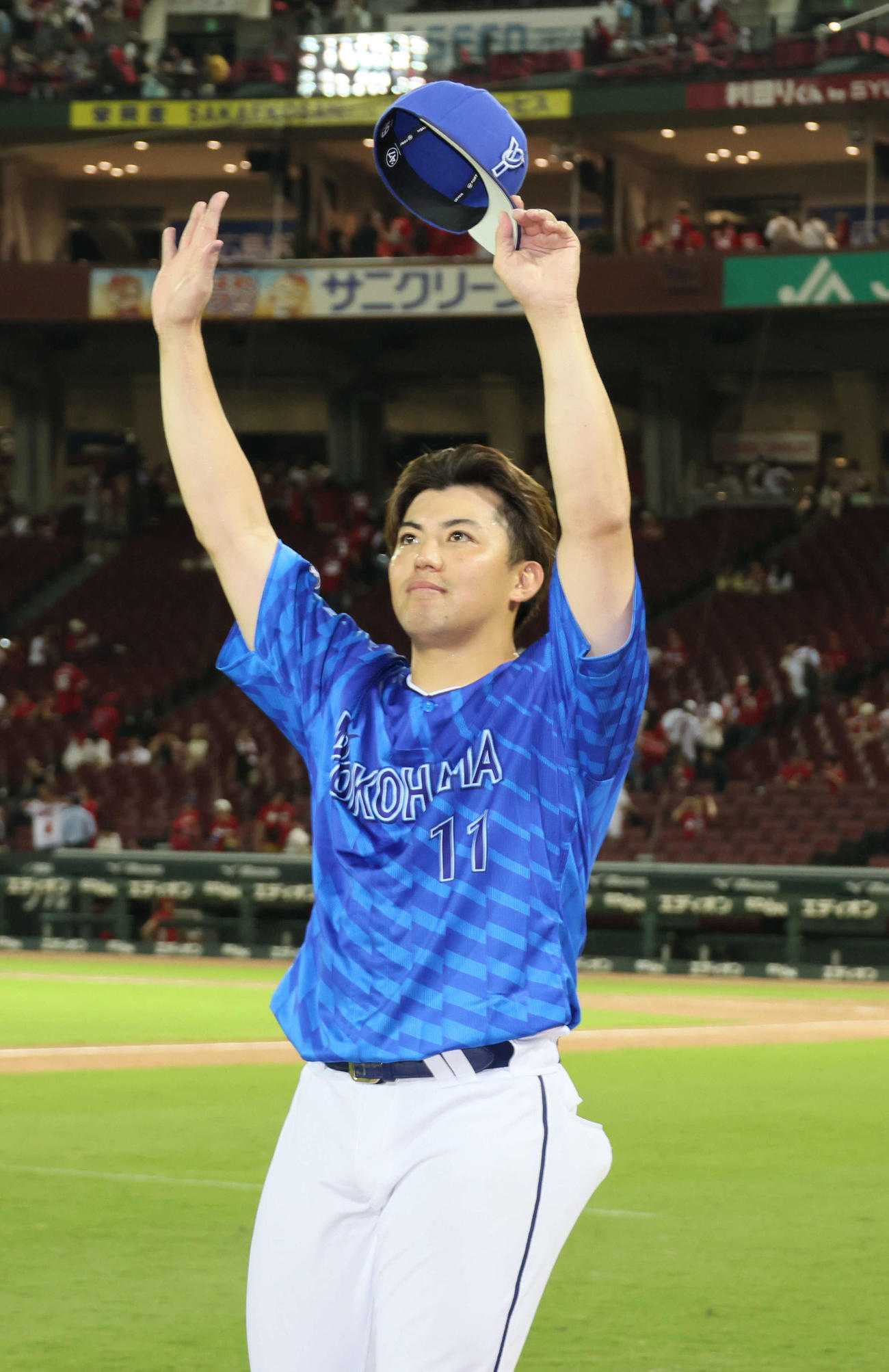 広島対DeNA 9勝目の東（撮影・加藤孝規）