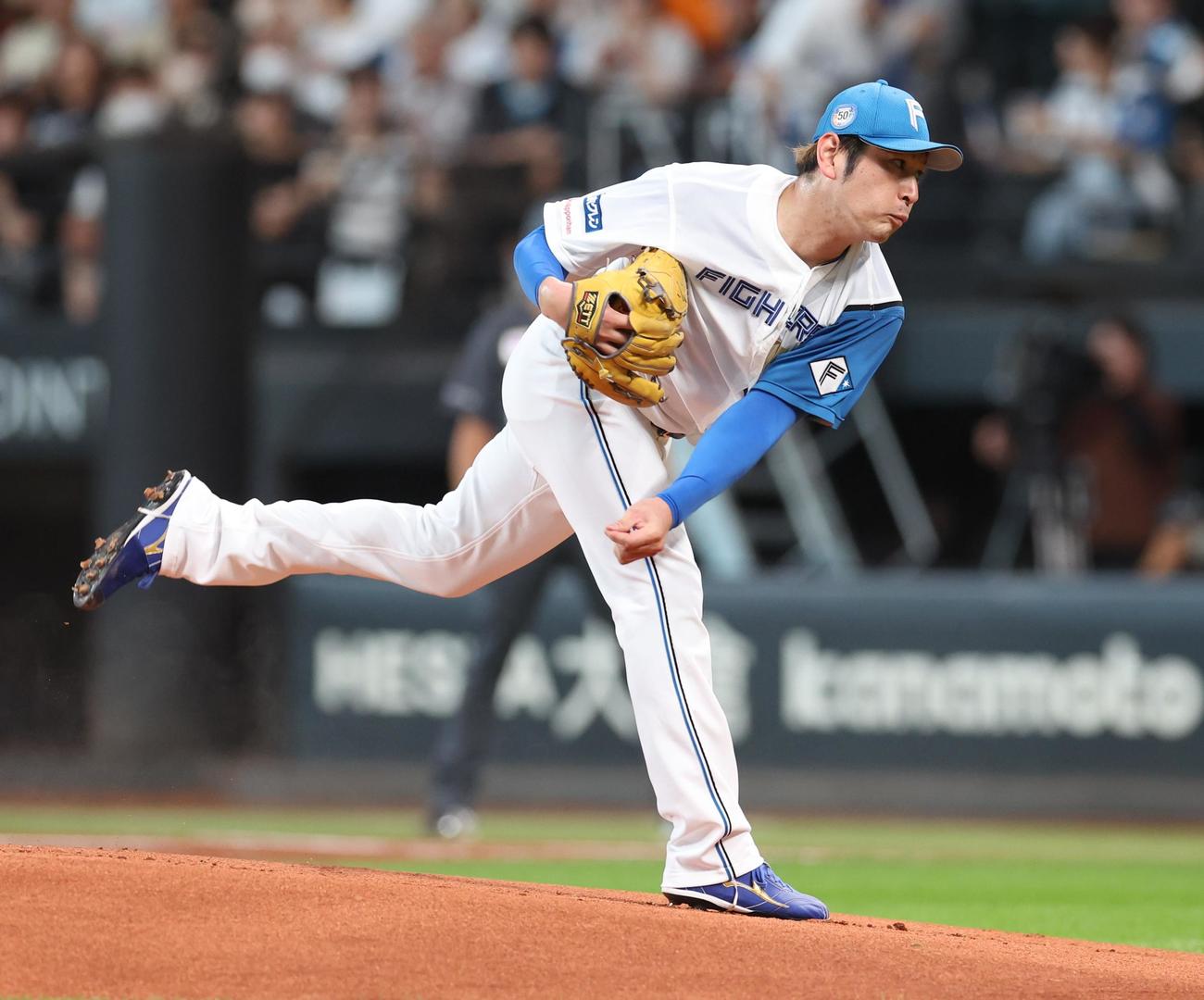 日本ハム対ロッテ　日本ハム先発の加藤貴（撮影・黒川智章）