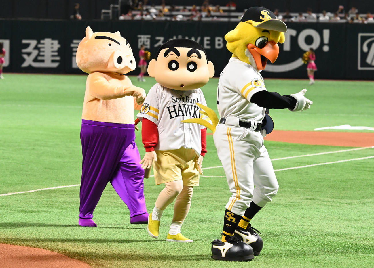 ソフトバンク対ロッテ　クレヨンしんちゃんコラボ（撮影・林敢治）