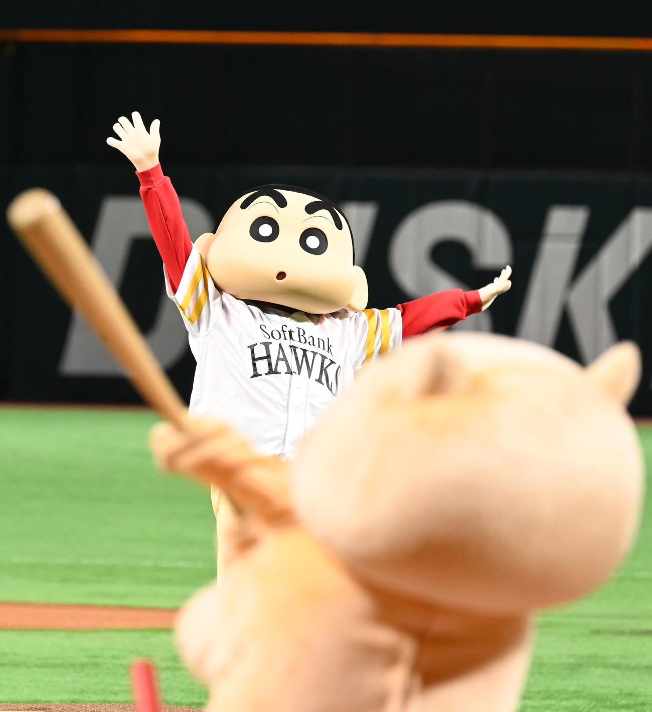 ソフトバンク対ロッテ　クレヨンしんちゃんコラボ（撮影・林敢治）