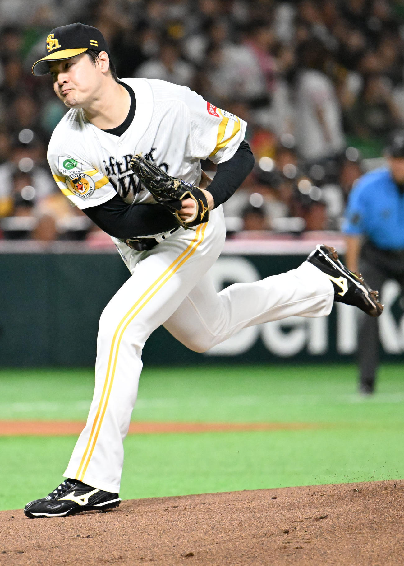 ソフトバンク対ロッテ　ソフトバンク先発の有原（撮影・林敢治）