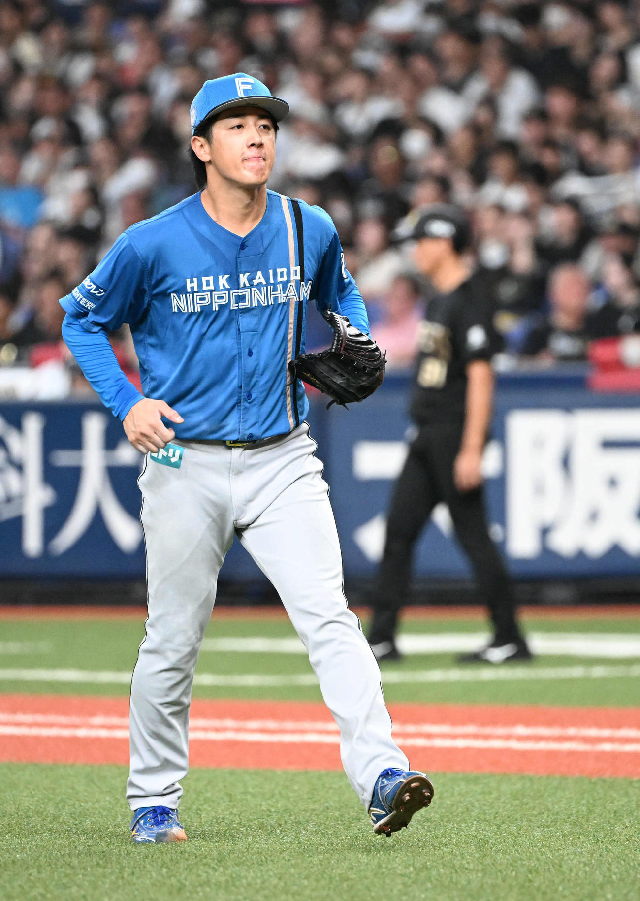 オリックス対日本ハム　5回裏2死満塁、来田を二ゴロに打ち取った北山（撮影・和賀正仁）