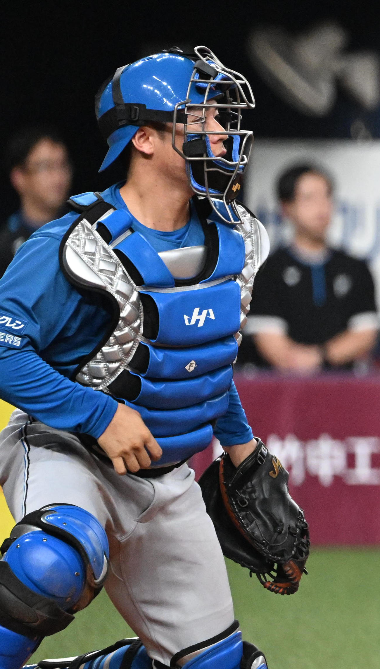 オリックス対日本ハム　8回裏、捕手をする日本ハム梅林（撮影・和賀正仁）