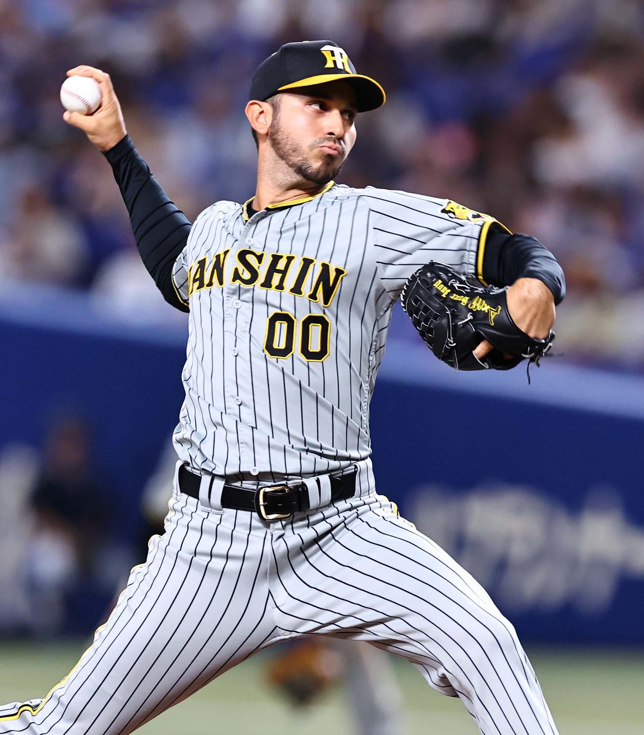 中日対阪神　阪神5番手のゲラ（撮影・上田博志）