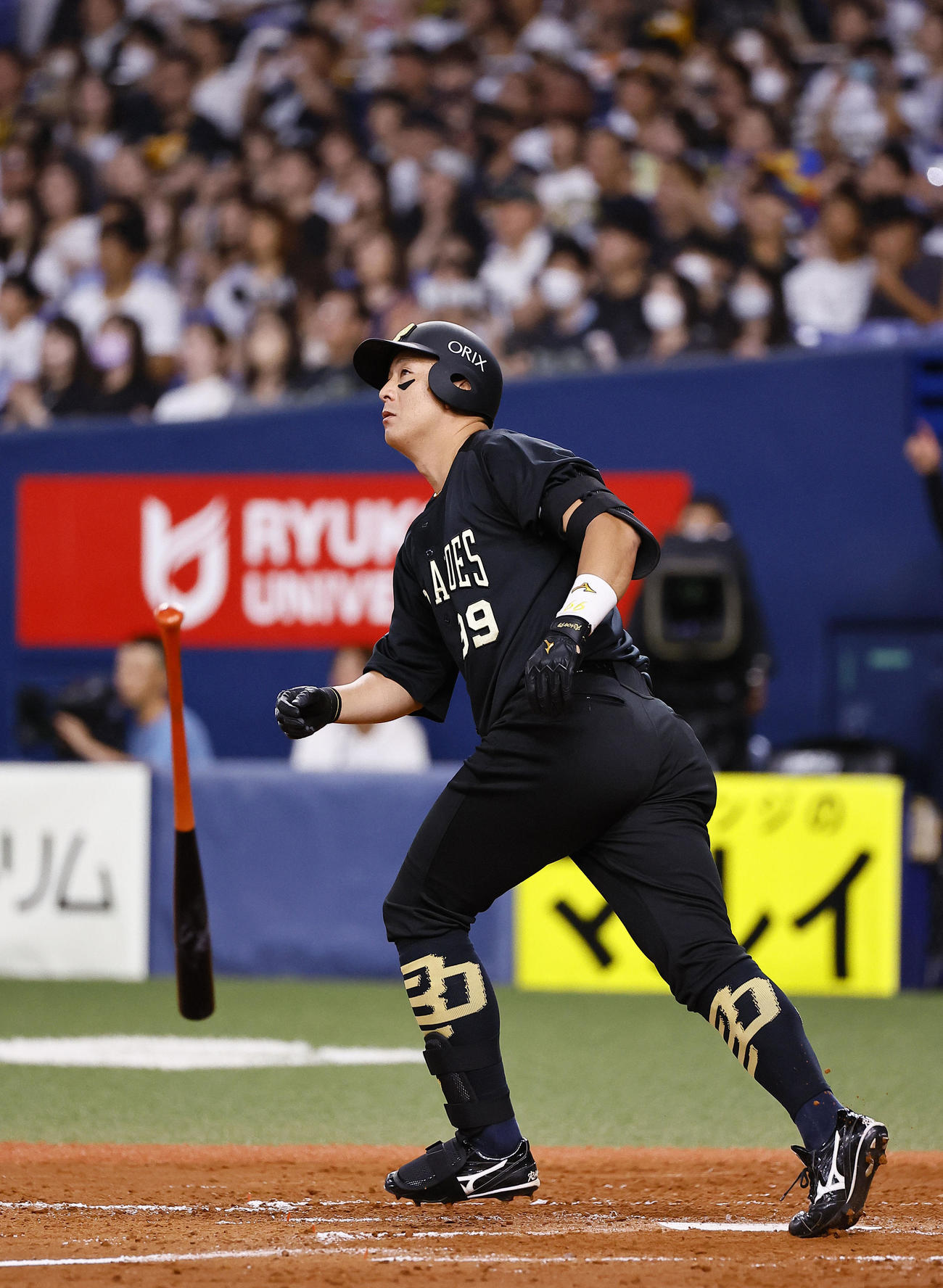 オリックス対日本ハム　4回裏オリックス1死一、二塁、杉本は左中間に3点本塁打を放つ（撮影・藤尾明華）