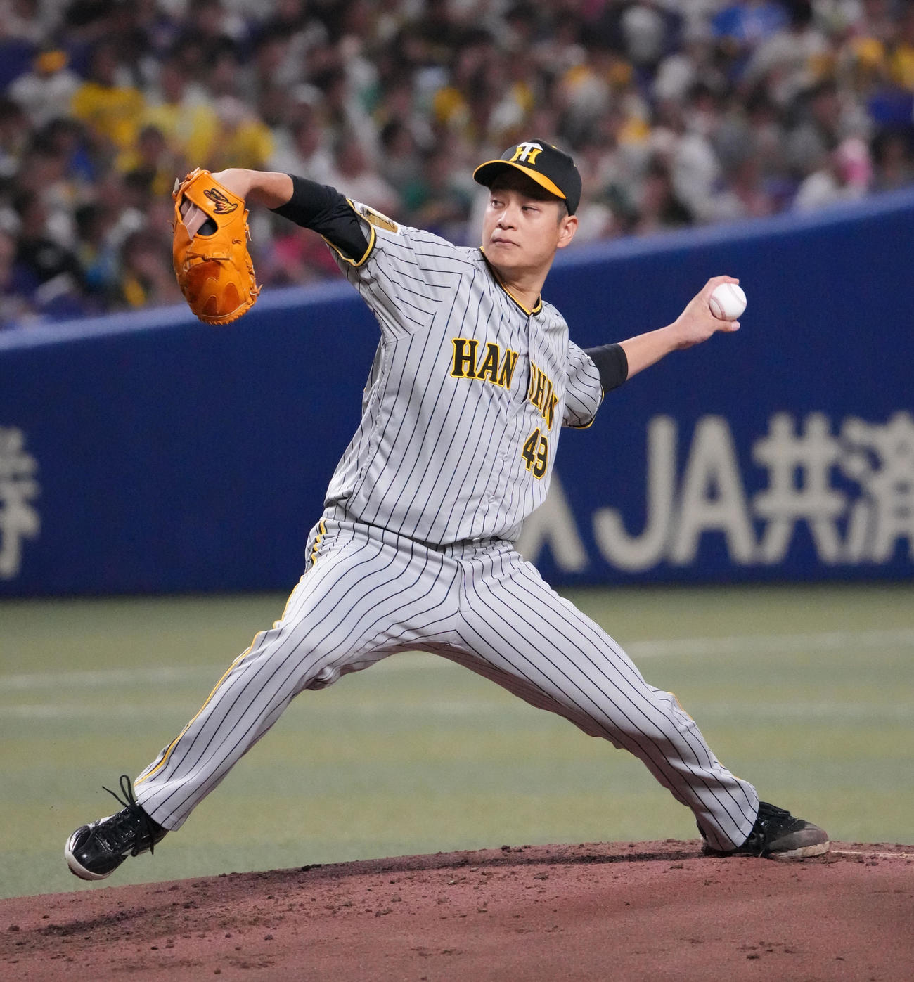 中日対阪神　1回裏、登板す阪神先発の大竹（撮影・森本幸一）