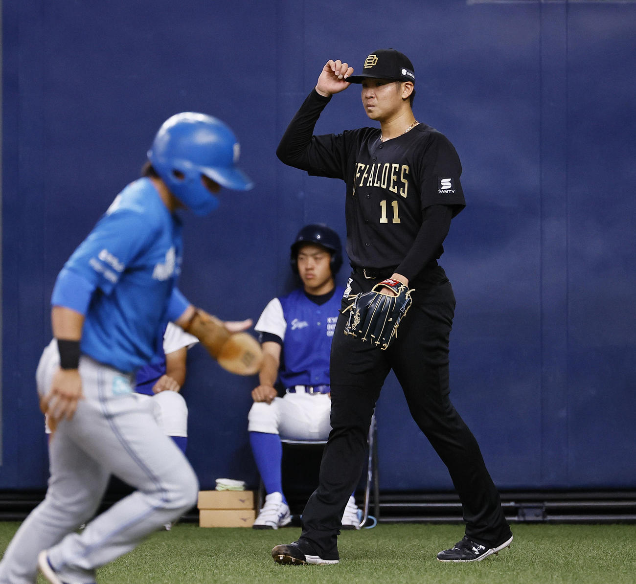 オリックス対日本ハム　2回表日本ハム1死満塁、浅間に左犠飛を許した山下（撮影・藤尾明華）