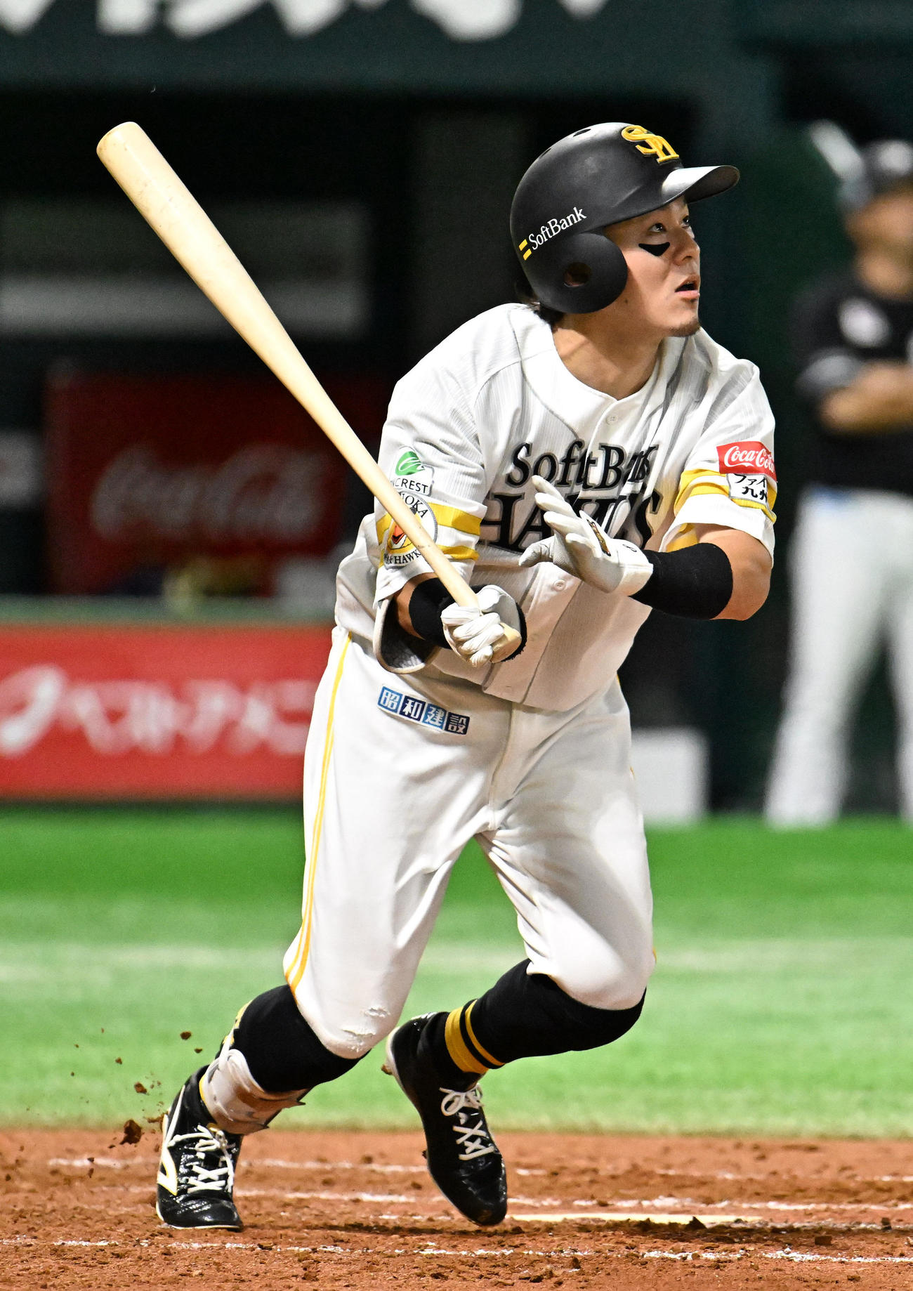 ソフトバンク対ロッテ　5回裏ソフトバンク1死、牧原大は先制本塁打を放つ（撮影・林敢治）