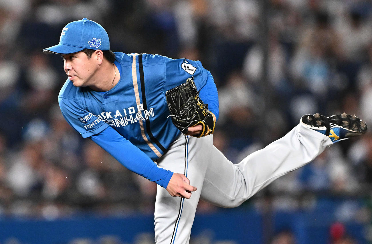 ロッテ対日本ハム　日本ハム先発の金村（撮影・滝沢徹郎）