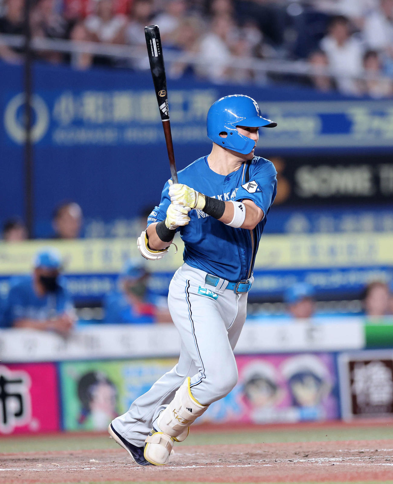 ロッテ対日本ハム　5回表日本ハム1死一、三塁、清宮は右前適時打を放つ（撮影・鈴木正人）