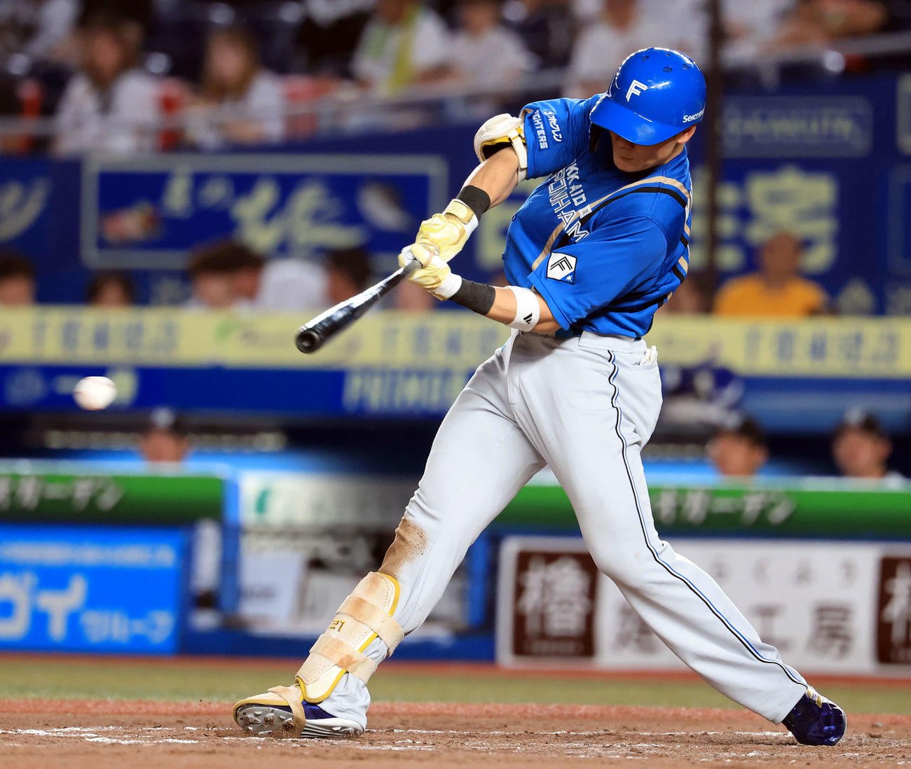 ロッテ対日本ハム　3回表日本ハム1死一、二塁、清宮は同点適時打を放つ（撮影・浅見桂子）