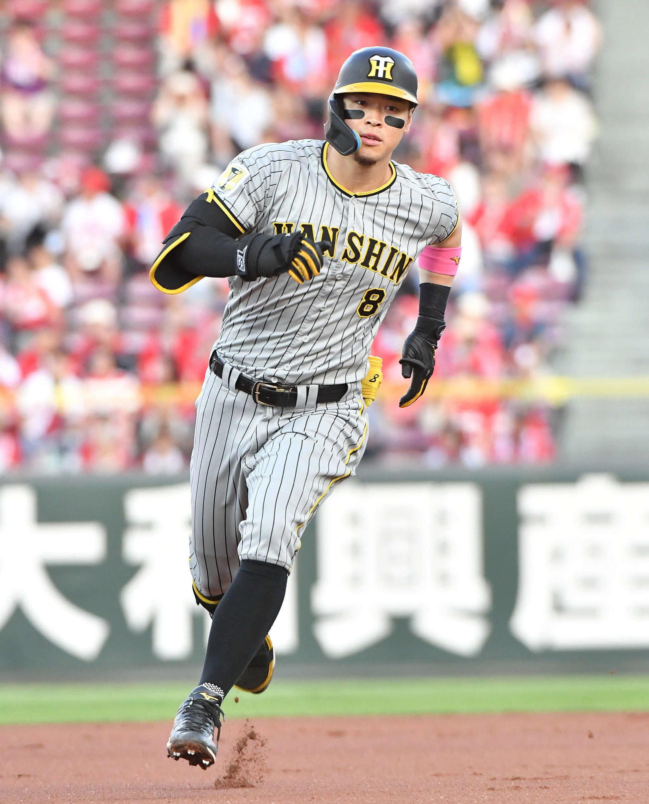 広島対阪神　1回表阪神2死三塁、先制中三塁打を放った佐藤輝（撮影・岩下翔太）