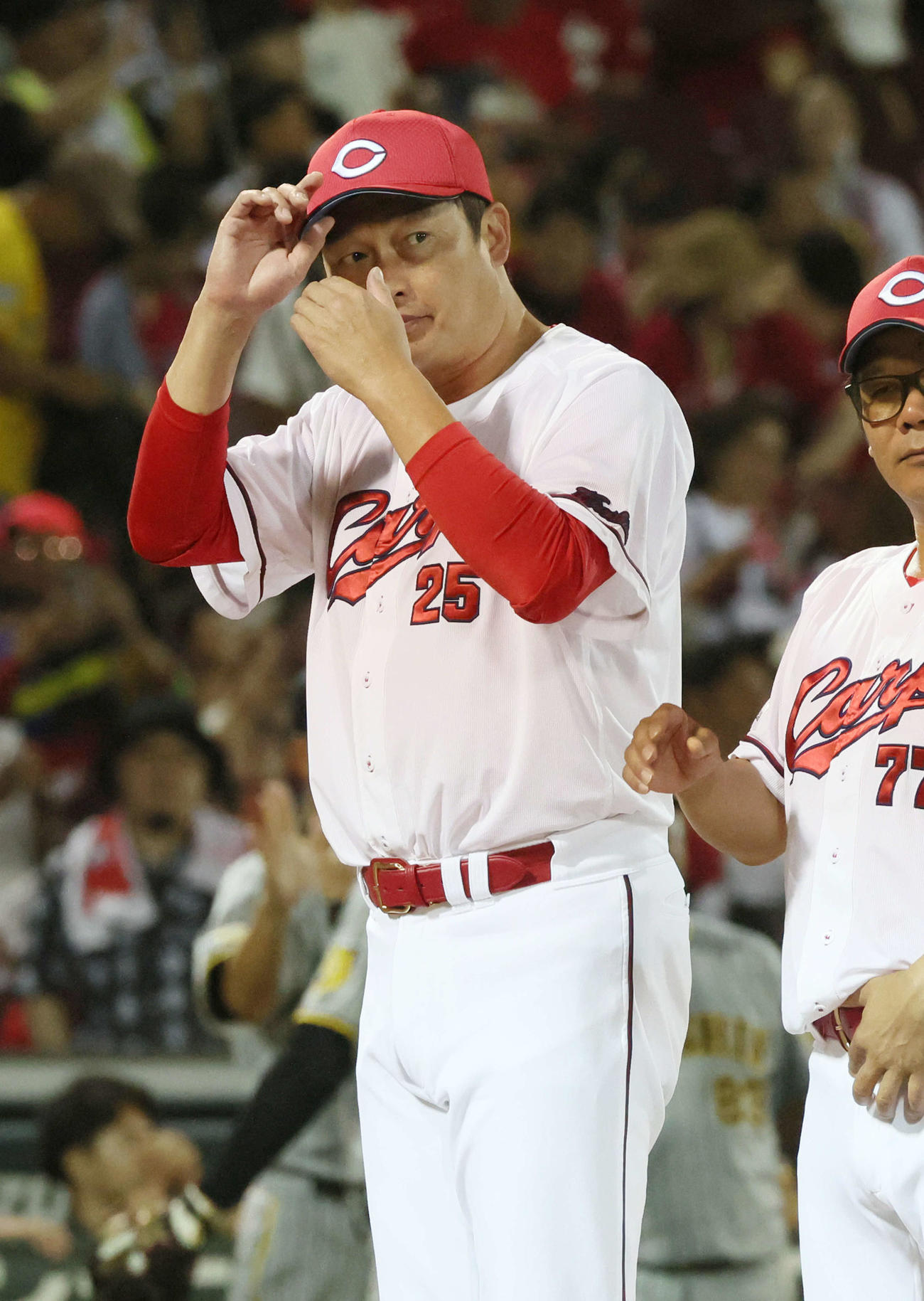 広島対阪神　敗れた広島新井監督（撮影・加藤孝規）