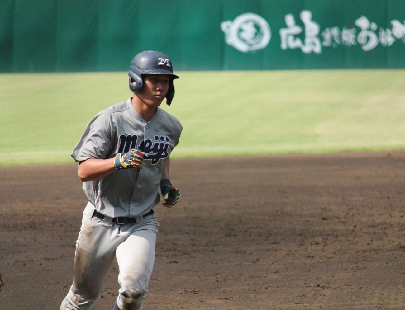 西武3軍戦で本塁打を放った明大・横山（撮影・金子真仁）