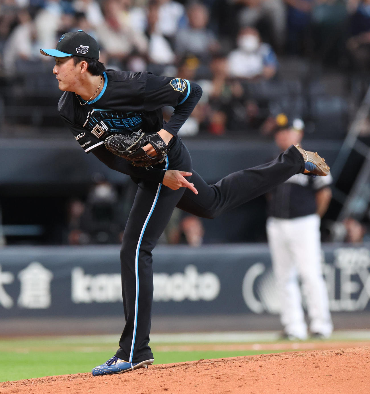 日本ハム対ソフトバンク　日本ハム5番手の柳川（撮影・佐藤翔太）