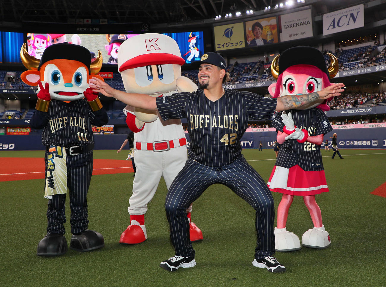 オリックス対ロッテ　最後を締めたマチャドは20セーブを挙げ、レスリー氏の外国人守護神の球団セーブ記録を更新する（撮影・宮崎幸一）