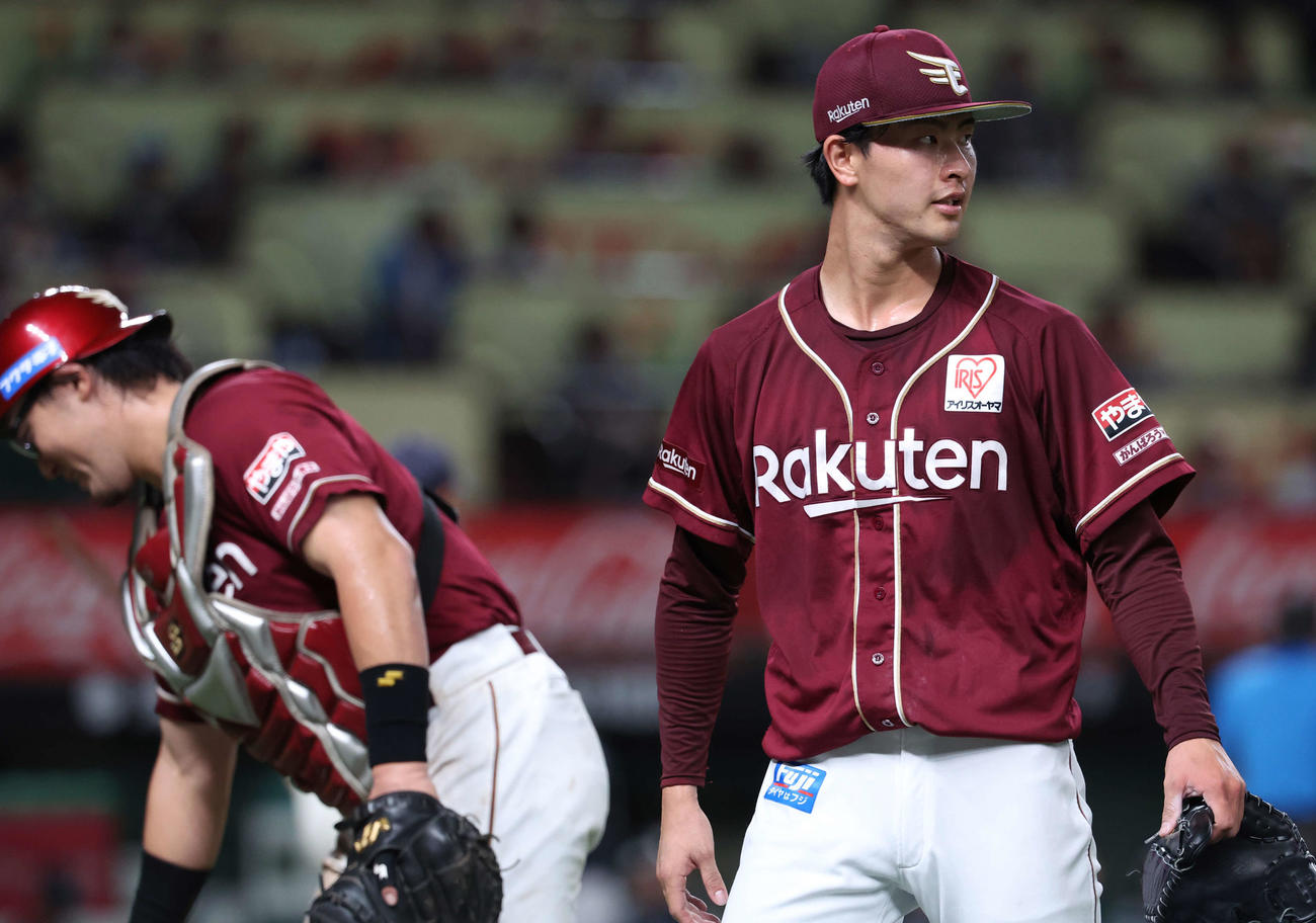 西武対楽天　5回裏を抑える古謝（撮影・河田真司）