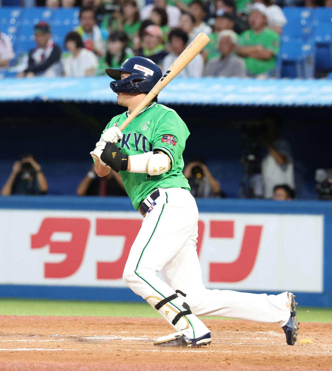 ヤクルト対DeNA 4回裏ヤクルト1死二塁、山田は適時打を放つ（撮影・丹羽敏通）