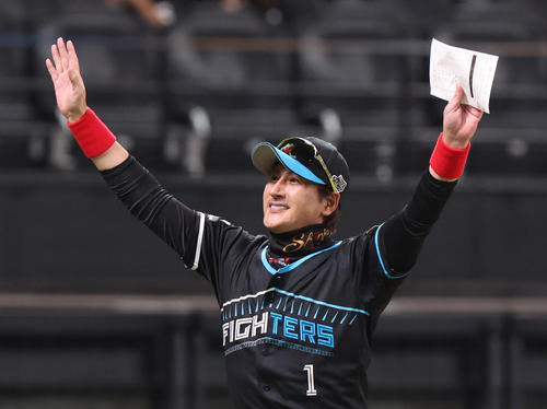 日本ハム】新庄監督「登録名をさいこうゆきやに変更」両腕ガッツポーズ