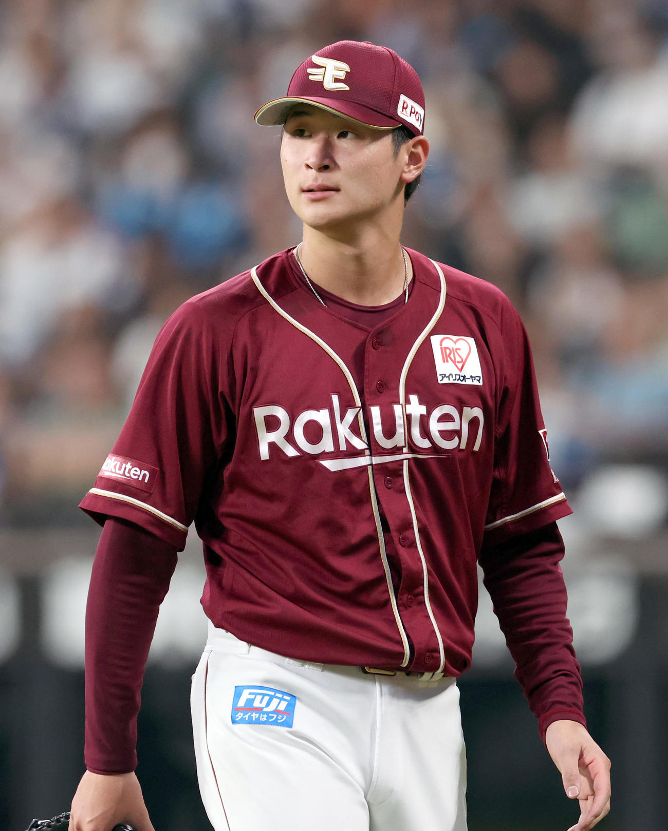 日本ハム対楽天　5回裏途中で降板する内（撮影・佐藤翔太）