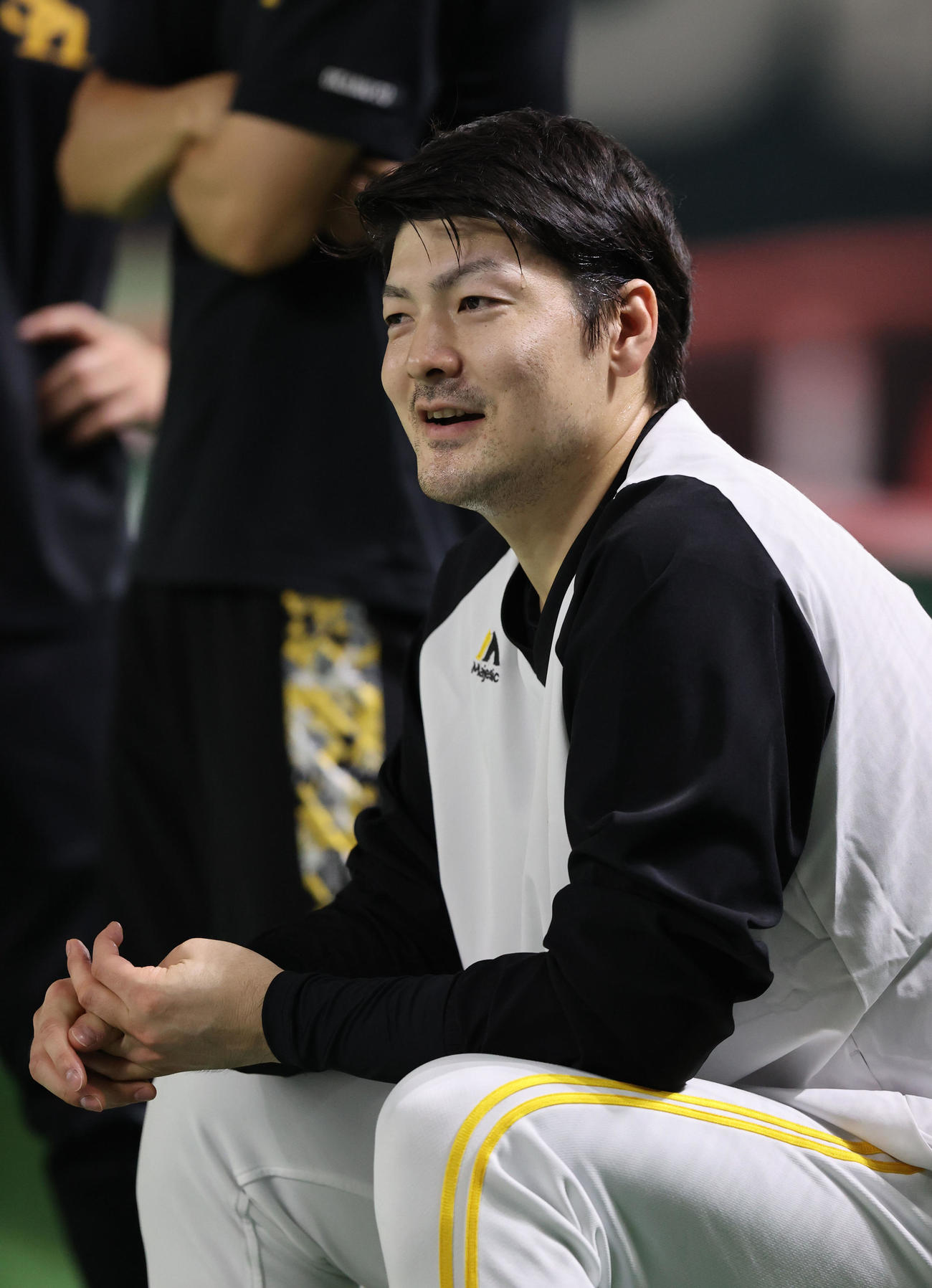 練習前に笑顔を見せる有原航平（2024年8月26日撮影）