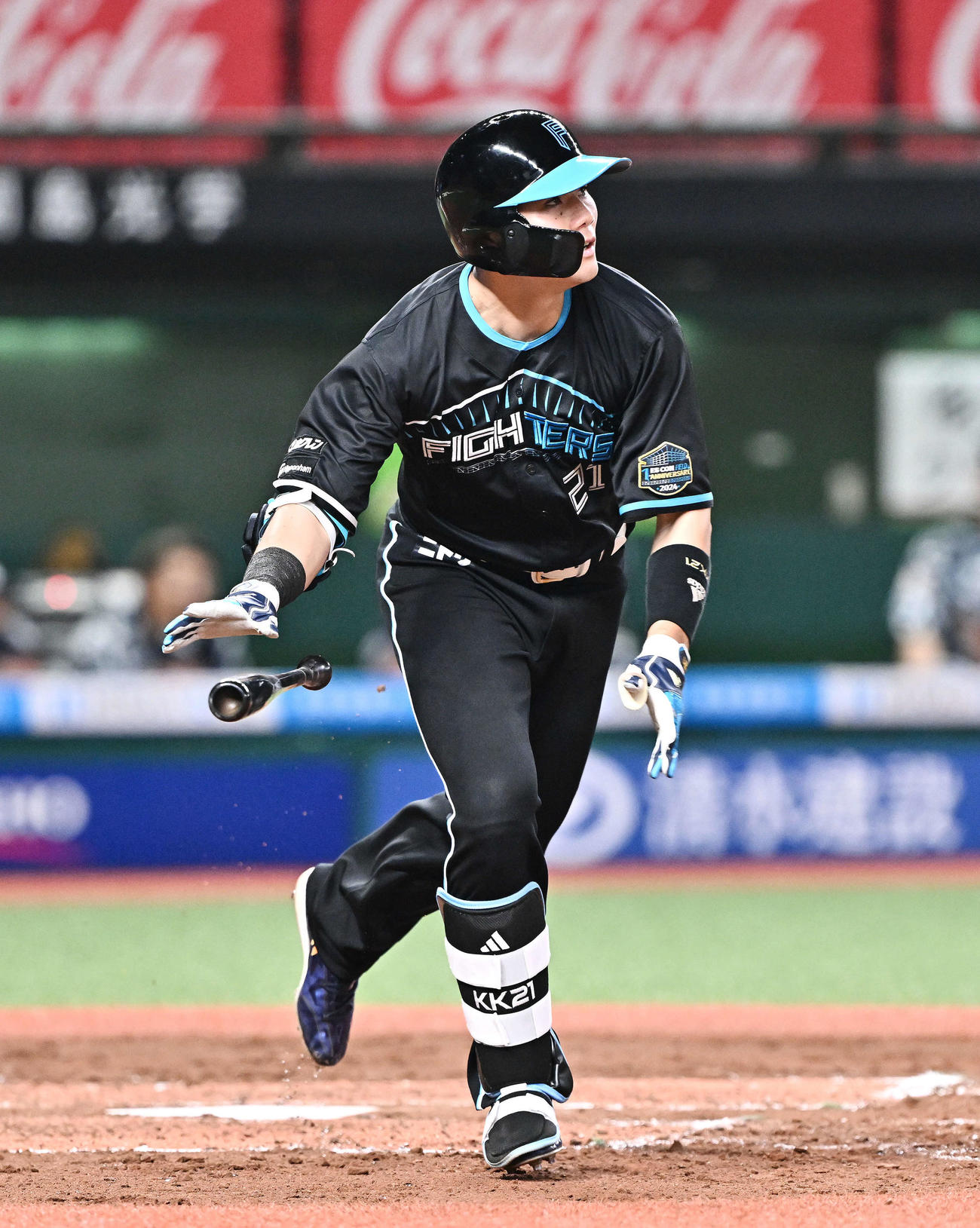 西武対日本ハム　3回表日本ハム1死一、二塁、清宮は右中間へ先制3点本塁打を放つ（撮影・滝沢徹郎）