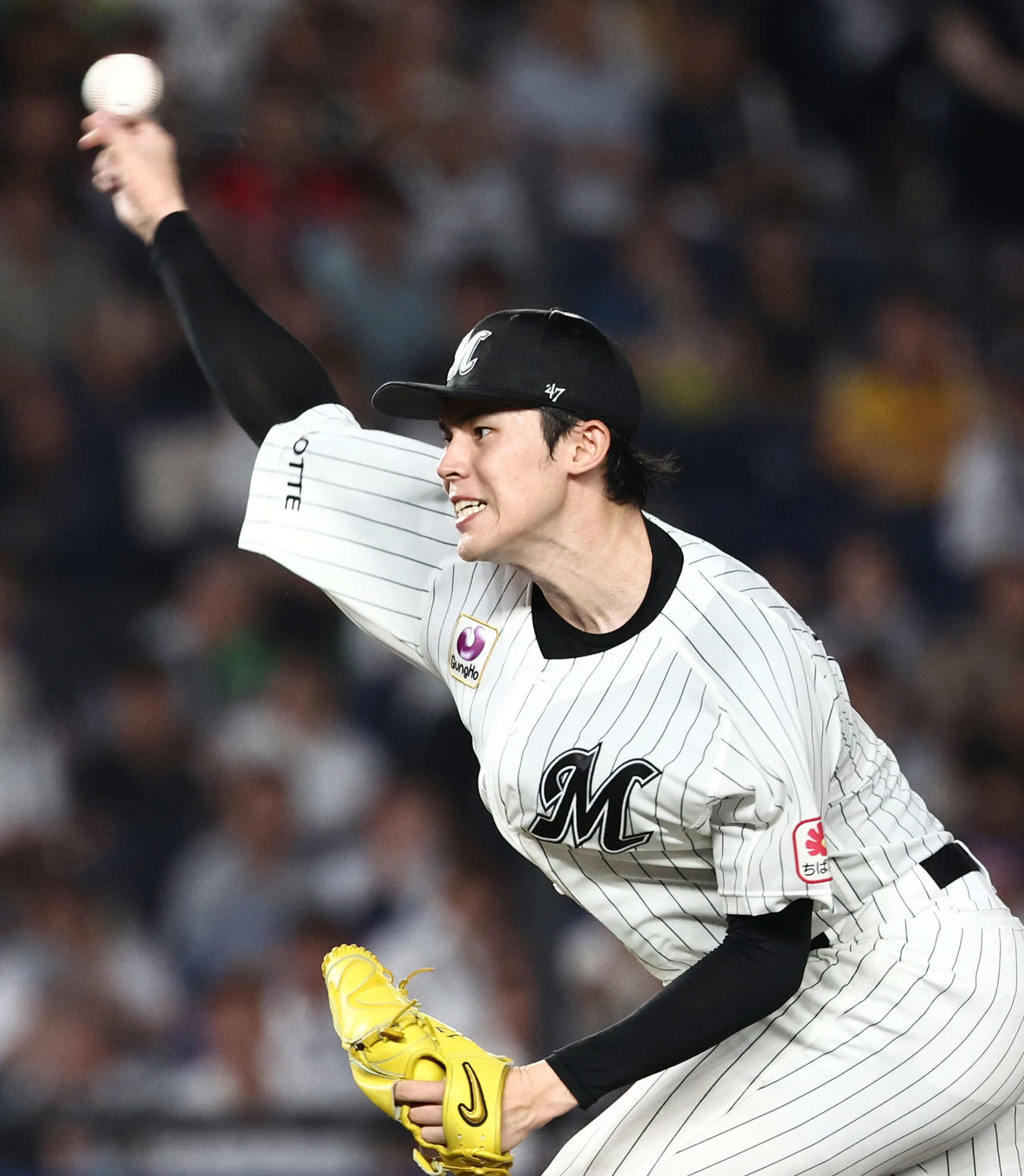 ロッテ対ソフトバンク　6回、力投する佐々木朗（撮影・河田真司）