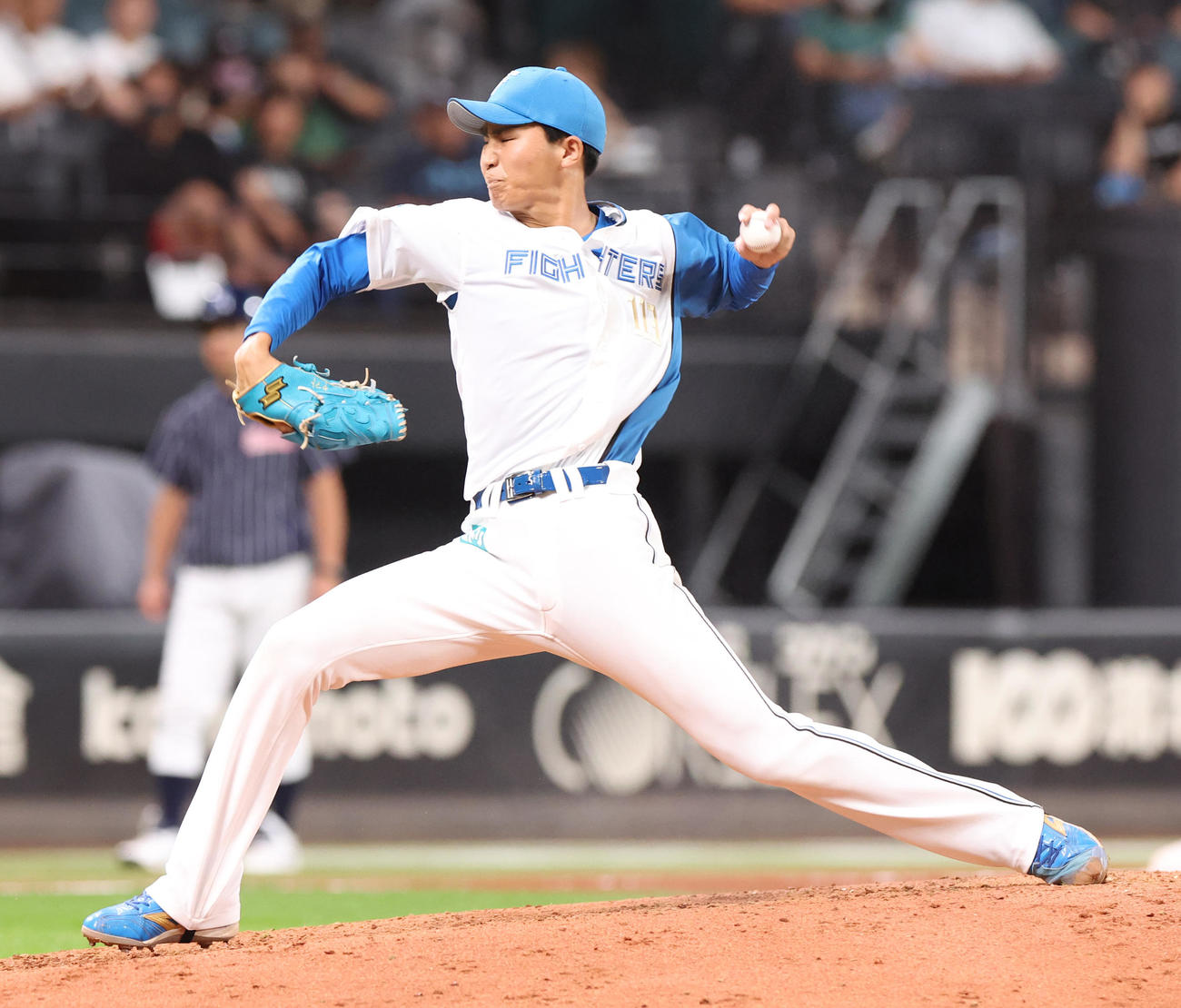 日本ハム2軍対北海道社会人・大学選抜　日本ハム2番手の加藤大（撮影・佐藤翔太）