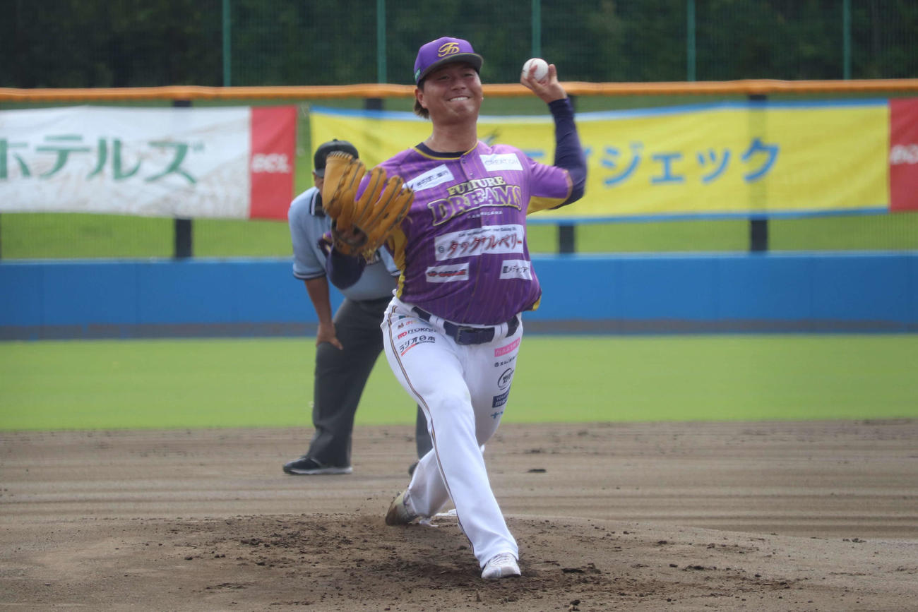 7回を投げ6安打2失点6三振のBC神奈川先発の安里（撮影・保坂淑子）