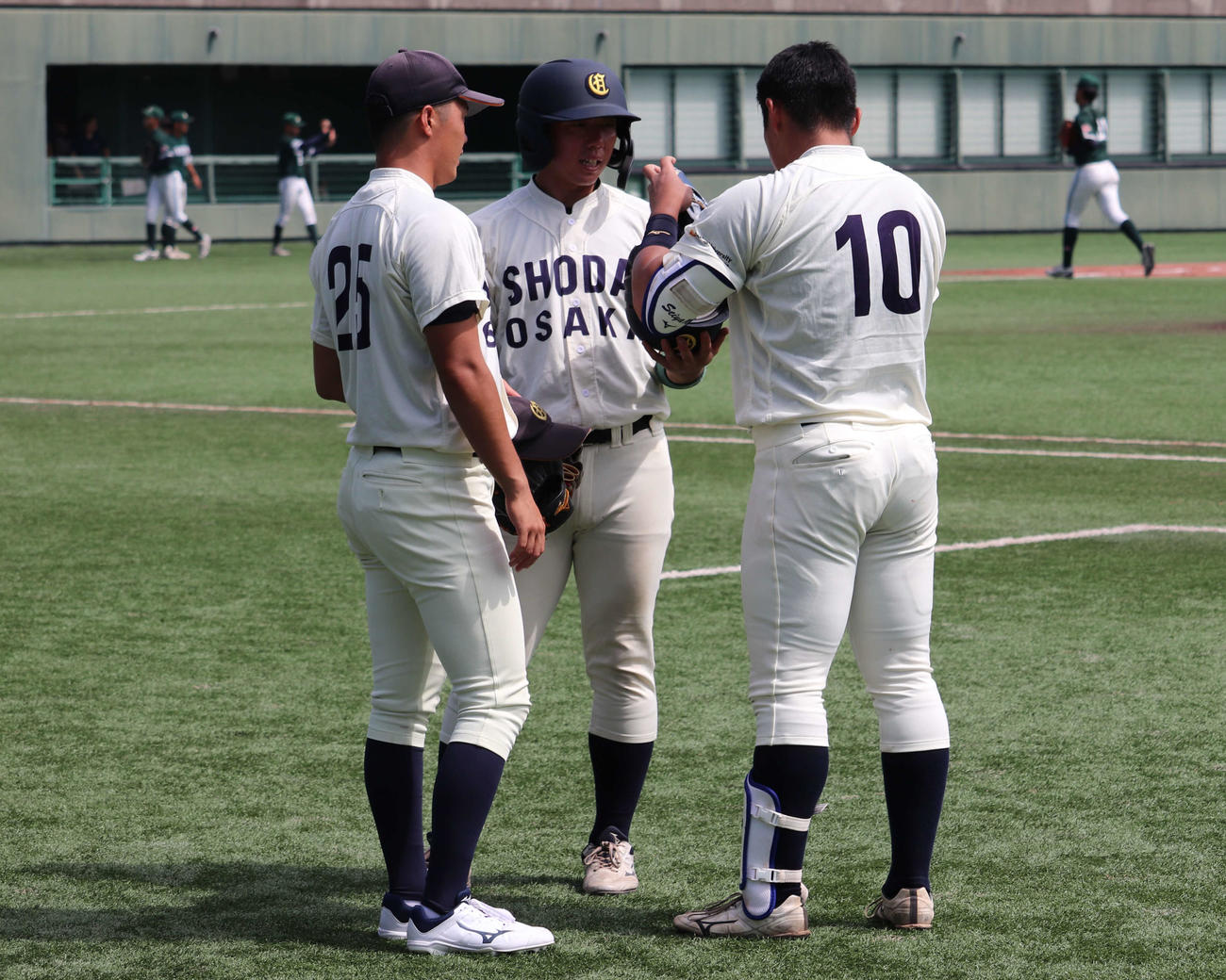 神院大との1節目1回戦　鍛え上げた分厚いボディーで大学ラストシーズンに臨む、背番号10の大商大・渡部聖弥