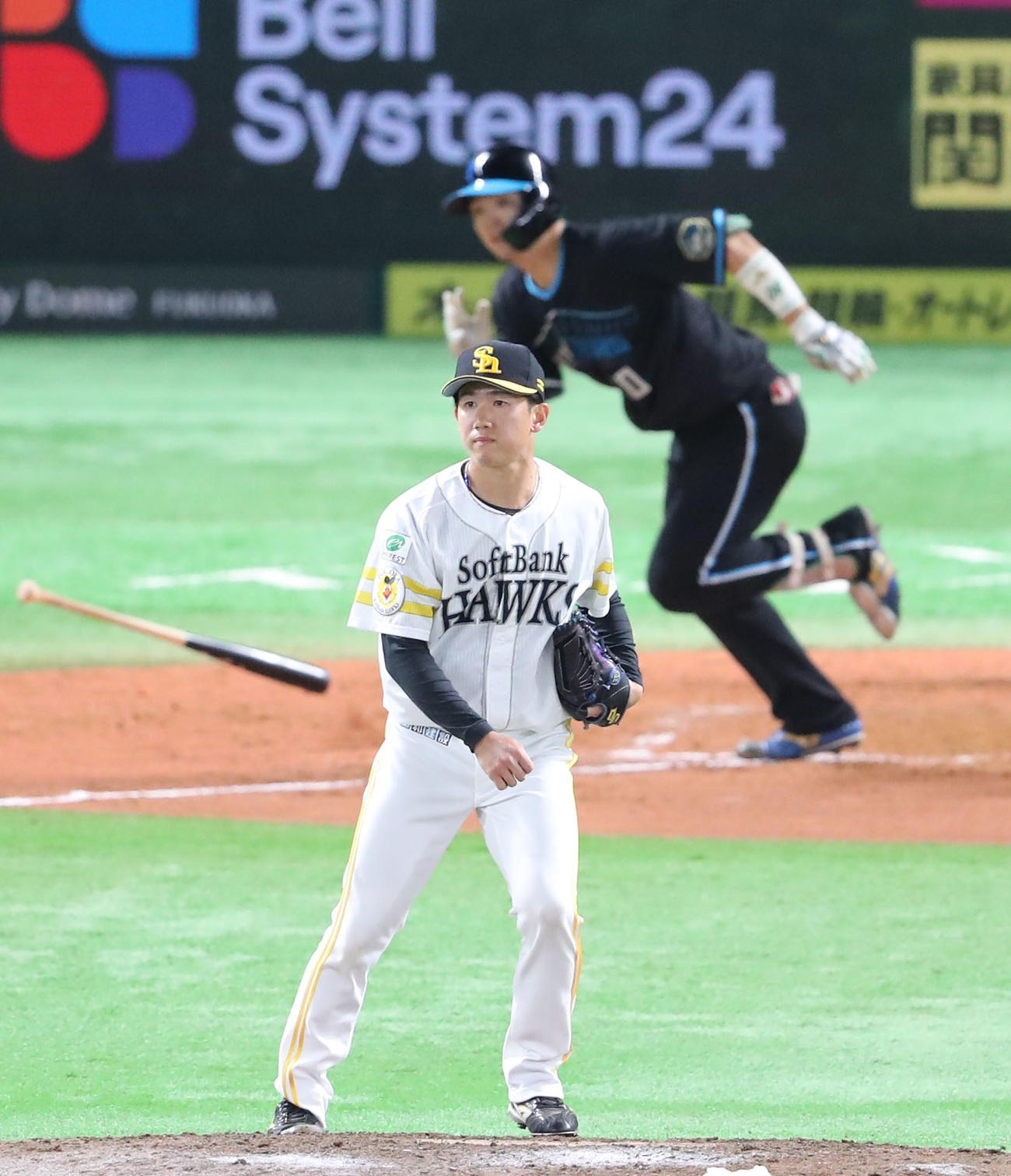 ソフトバンク対日本ハム　5回表日本ハム無死、木村光は郡司に右前安打を浴びる（撮影・梅根麻紀）
