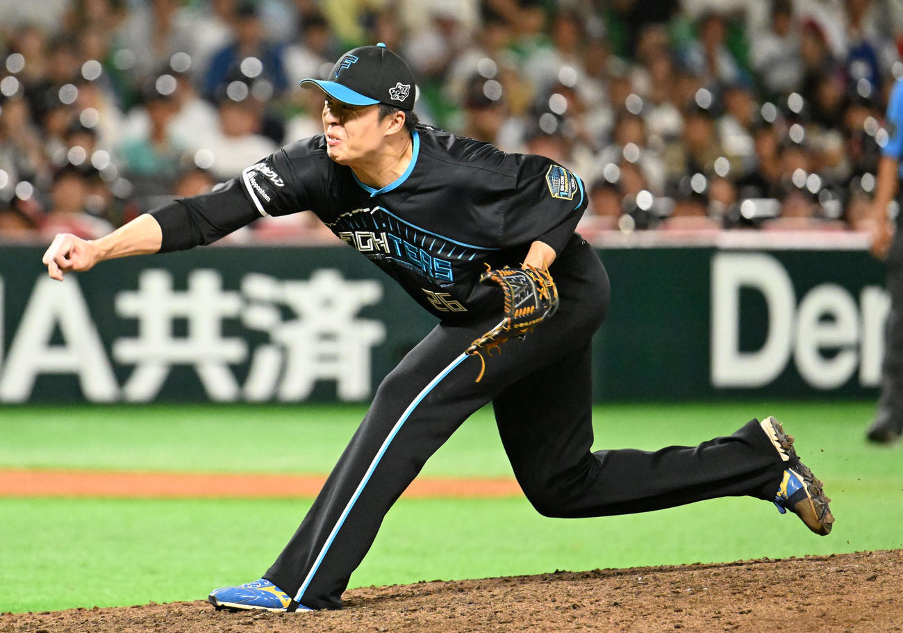 ソフトバンク対日本ハム　日本ハム三番投手・田中正（撮影・林敢治）