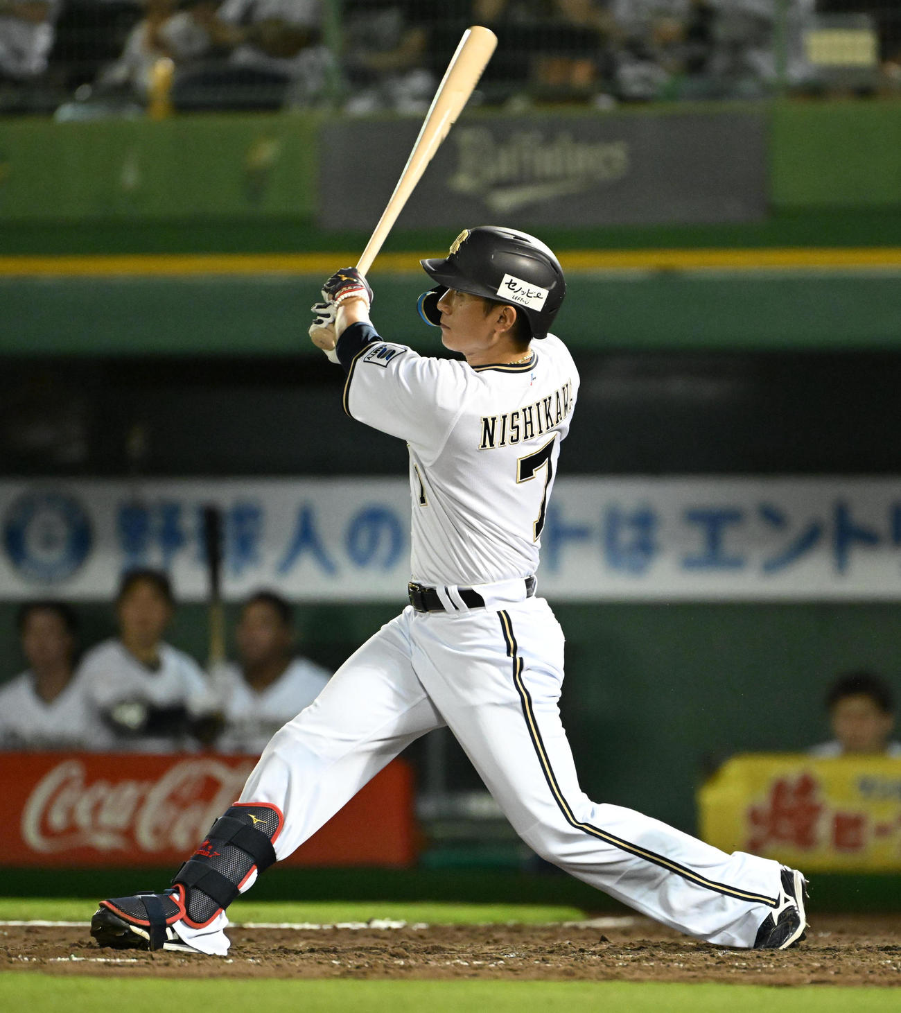 オリックス対西武　4回裏オリックス無死一塁、西川は逆転2点本塁打を放つ（撮影・石井愛子）
